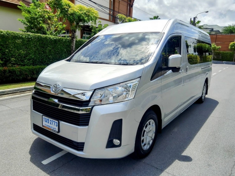 2020 TOYOTA COMMUTER 2.8 หลังคาสูง
