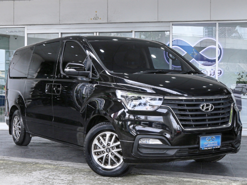 2019 HYUNDAI H-1 2.5 TOURING