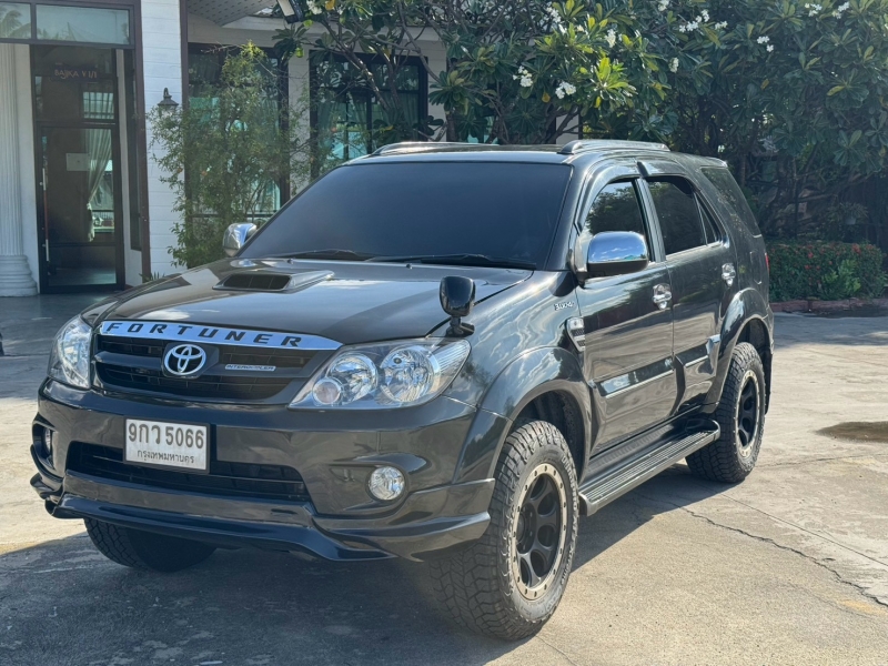 2005 TOYOTA FORTUNER 3.0 V