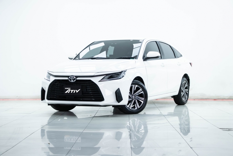 2024 TOYOTA YARIS ATIV Smart