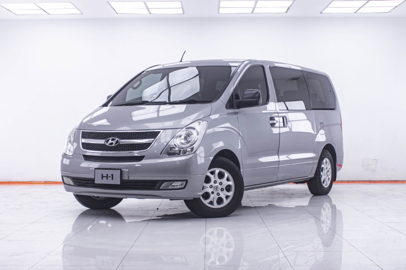 2012 HYUNDAI H-1 2.5 TOURING