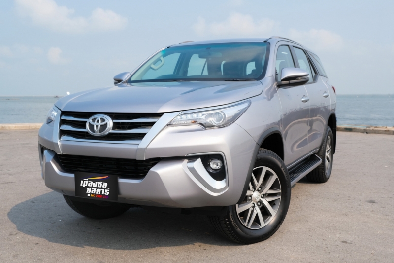 2019 TOYOTA FORTUNER 2.4 G