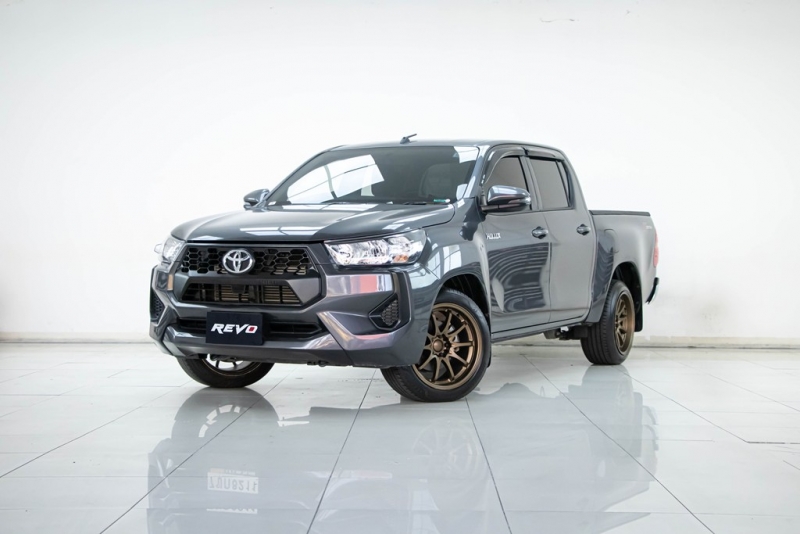 2024 TOYOTA HILUX REVO 2.4 Entry Doublecab Z-Edition