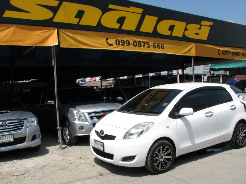 2010 TOYOTA YARIS 1.5 J