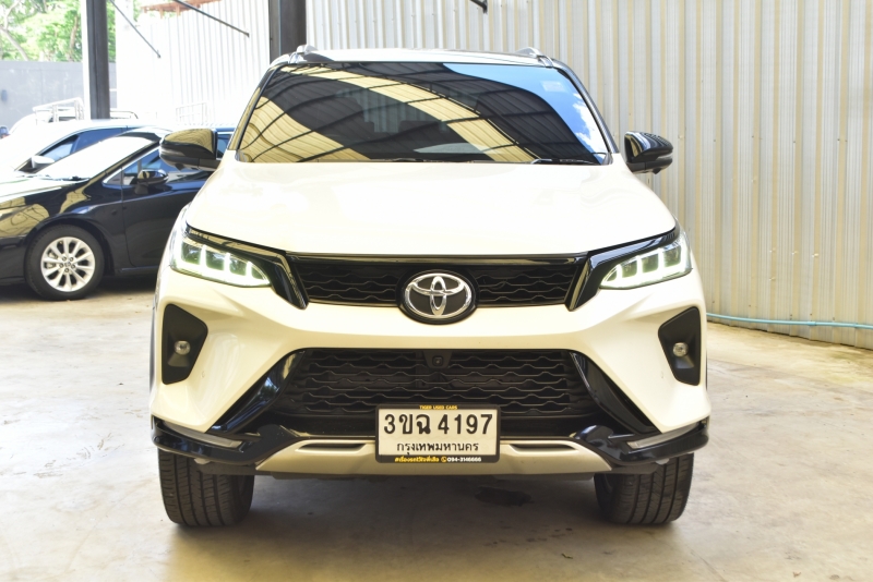 2022 TOYOTA FORTUNER 2.4 LEGENDER 4WD