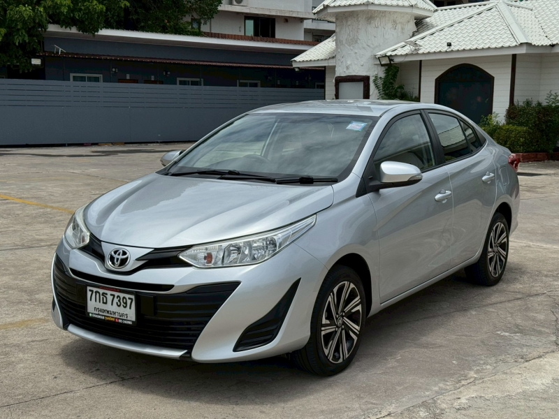 2017 TOYOTA YARIS ATIV 1.2 E