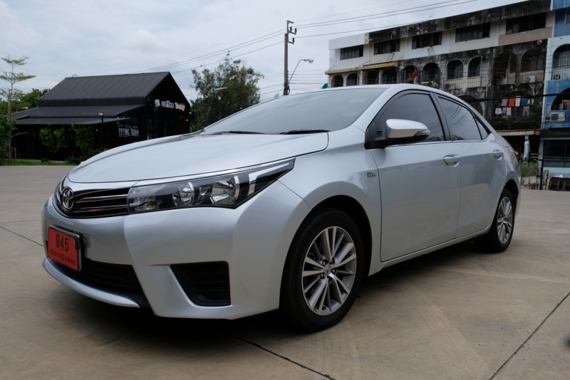 2014 TOYOTA COROLLA ALTIS 1.6 E CNG