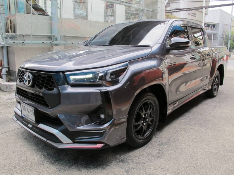2024 TOYOTA HILUX REVO 2.4 Entry Doublecab Z-Edition