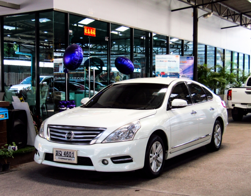 2012 NISSAN TEANA 200 XL