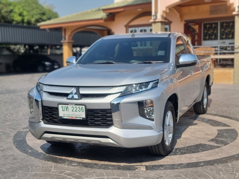 2022 MITSUBISHI TRITON MEGA CAB 2.5 GL