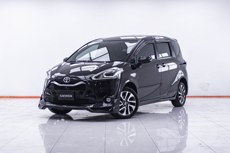 2019 TOYOTA SIENTA 1.5 V