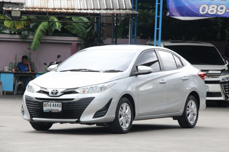 2018 TOYOTA YARIS ATIV 1.2 E