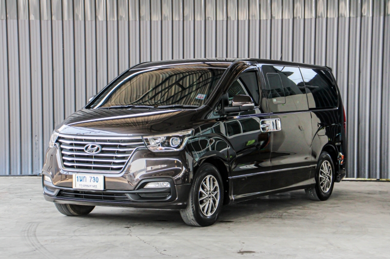 2020 HYUNDAI H-1 2.5 DELUXE