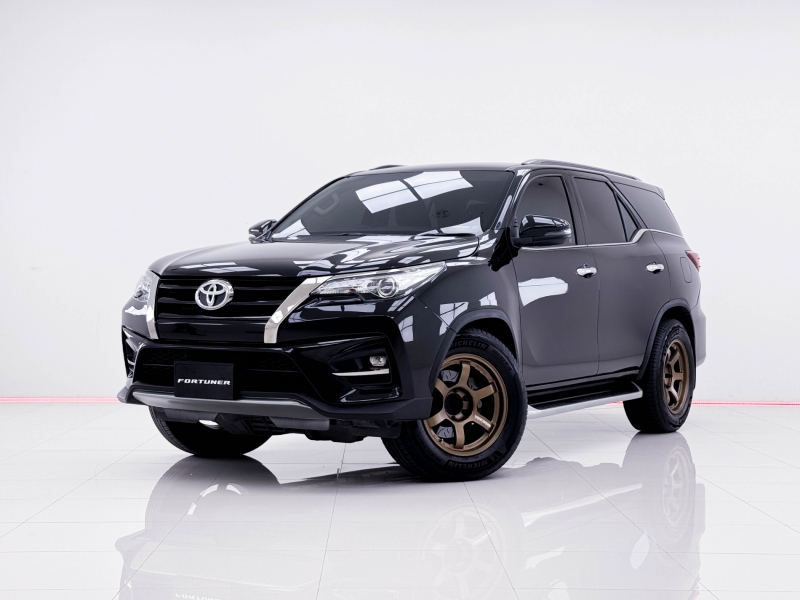 2019 TOYOTA FORTUNER 2.8 TRD Sportivo 2WD