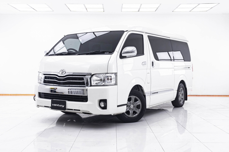 2018 TOYOTA VENTURY 2.7 G