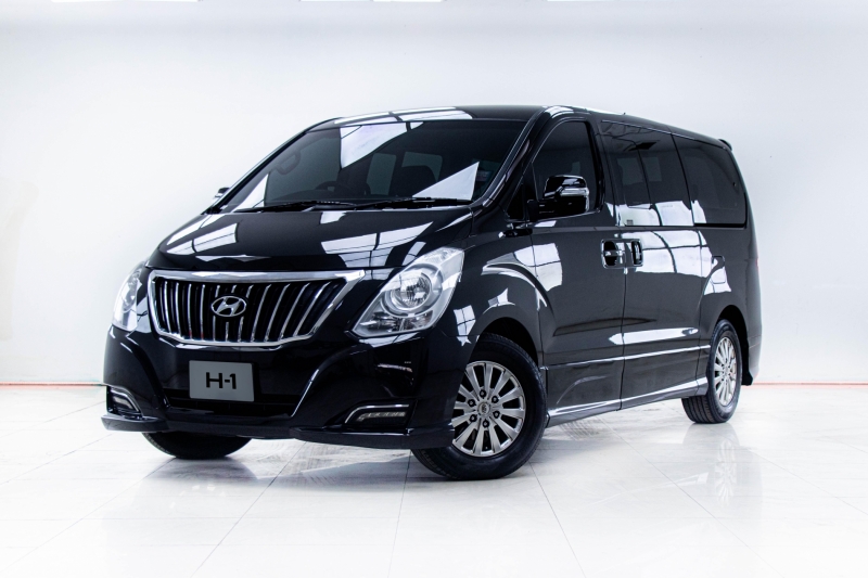2018 HYUNDAI H-1 2.5 ELITE