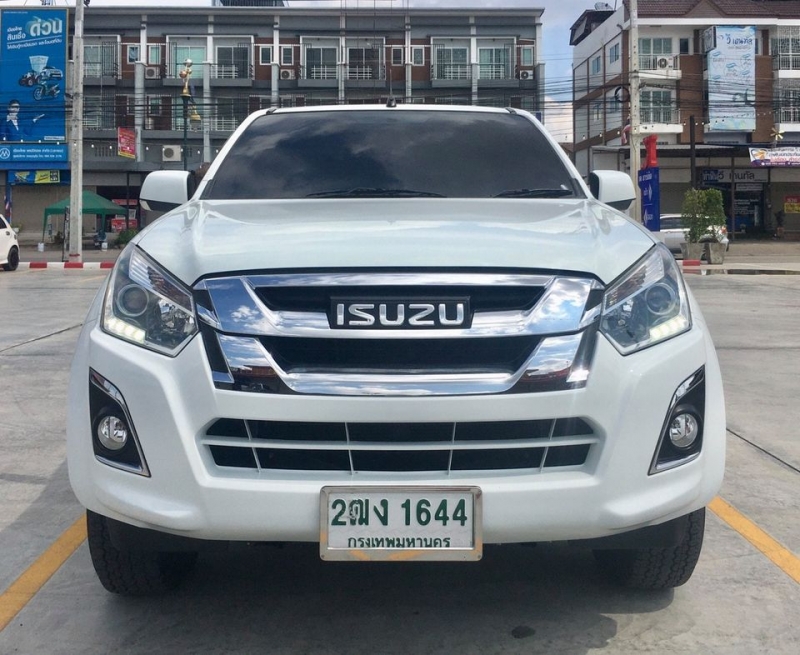 2017 ISUZU D-MAX โฉมสอง (12-19) Hi-Lander Space Cab 1.9 Ddi Z