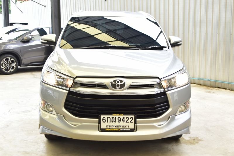 2017 TOYOTA INNOVA 2.8 G