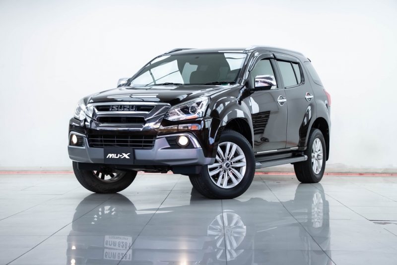 2017 ISUZU MU-X 1.9 DVD Navi DA