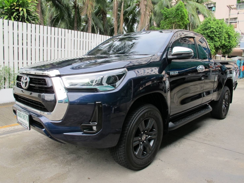 2022 TOYOTA HILUX REVO 2.4 Mid Smartcab Prerunner