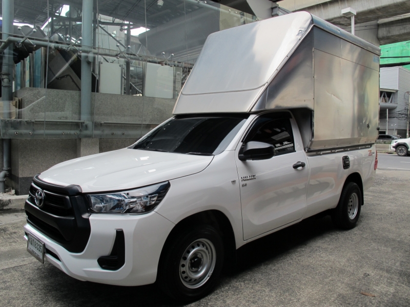 2024 TOYOTA HILUX REVO