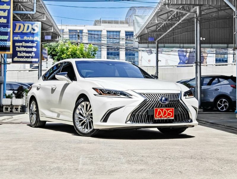 2020 LEXUS ES 300