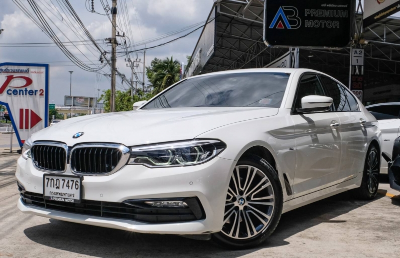 2018 BMW SERIES 5 520d Sport