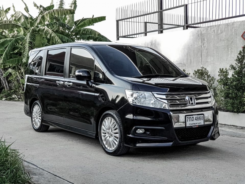 2012 HONDA STEPWAGON 2.0 SPADA