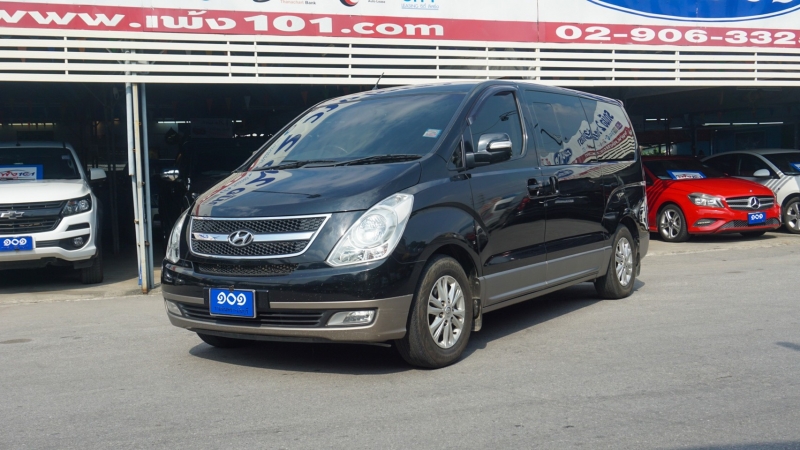 2013 HYUNDAI H-1 2.5 DELUXE