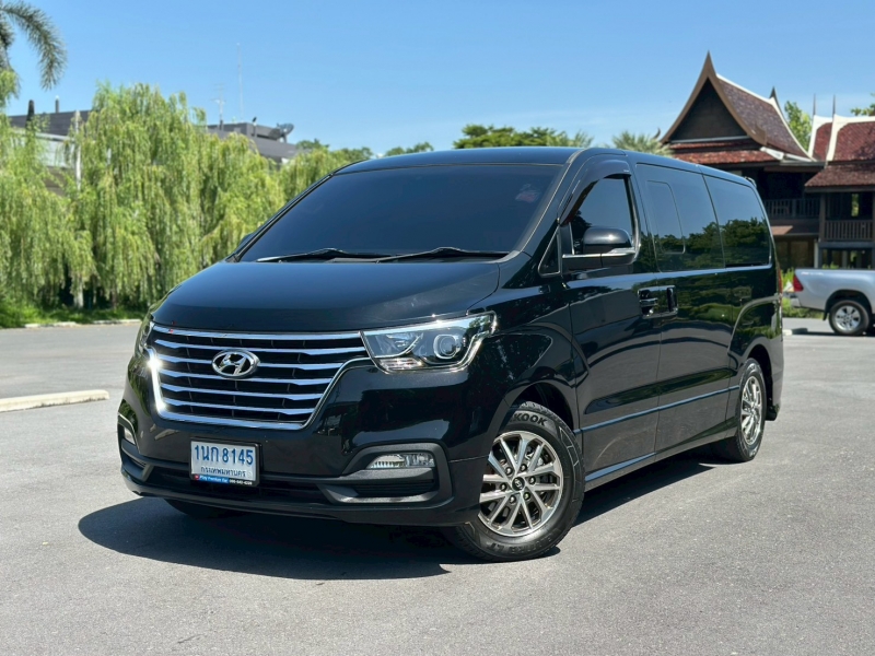 2019 HYUNDAI H-1 2.5 ELITE