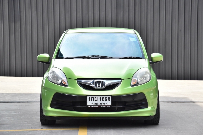 2012 HONDA BRIO 1.2 V