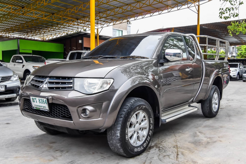 2013 MITSUBISHI TRITON