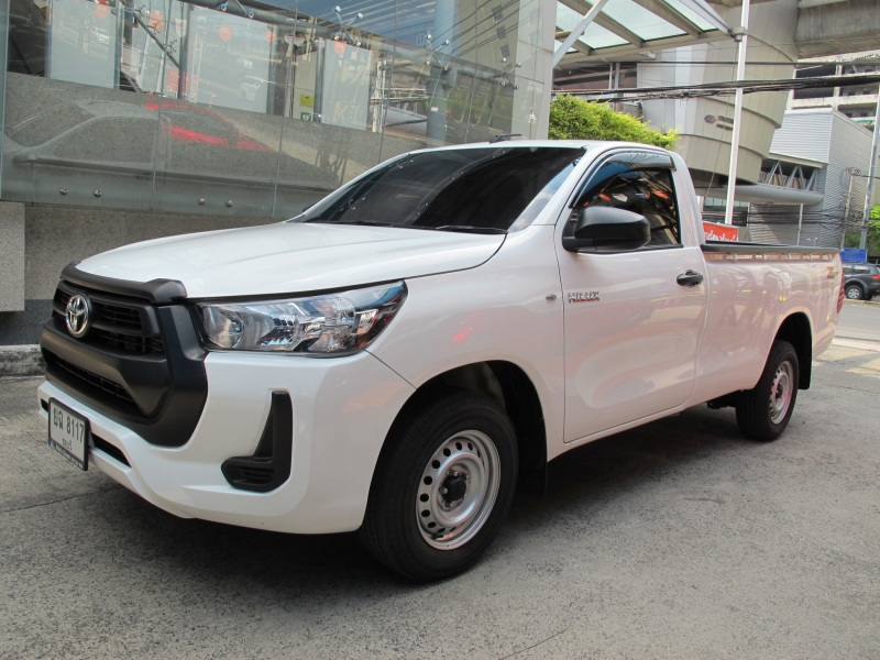 2023 TOYOTA HILUX REVO
