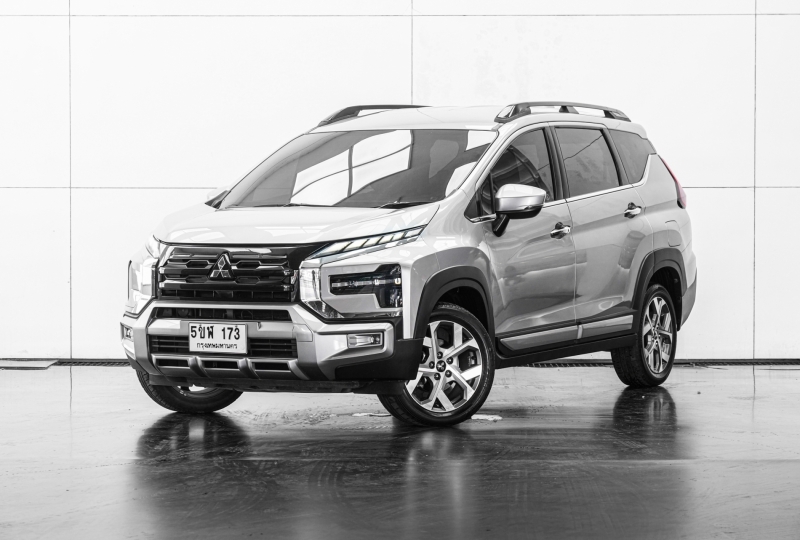 2023 MITSUBISHI XPANDER CROSS