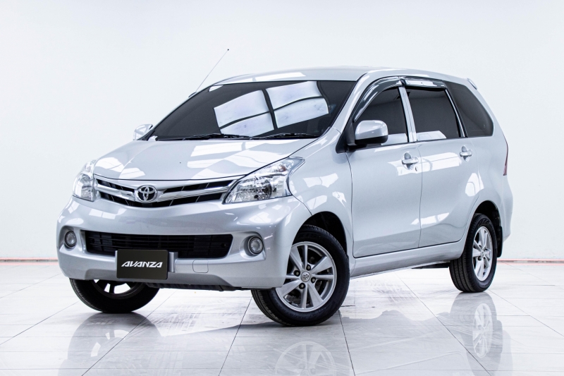 2015 TOYOTA AVANZA 1.5 E