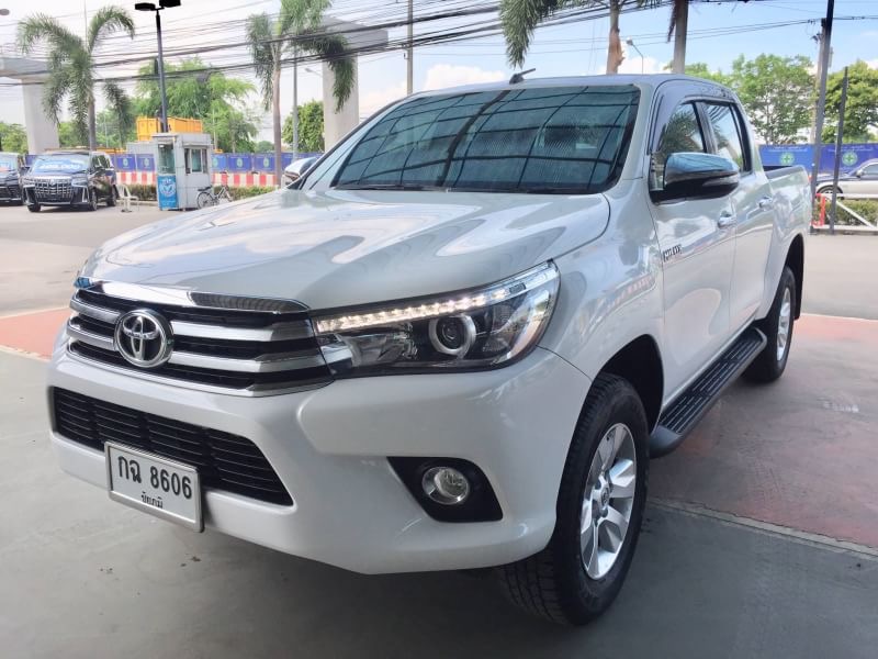 2017 TOYOTA HILUX REVO 2.4 E Double Cab Prerunner
