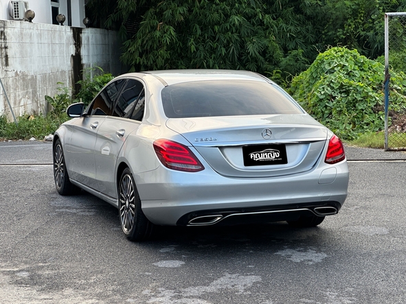 2016 BENZ C-CLASS C350e