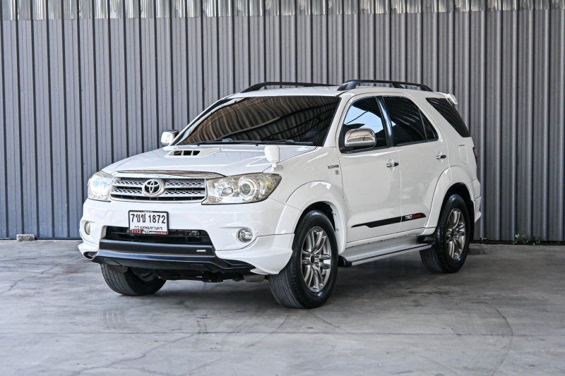 2011 TOYOTA FORTUNER 3.0 TRD Sportivo