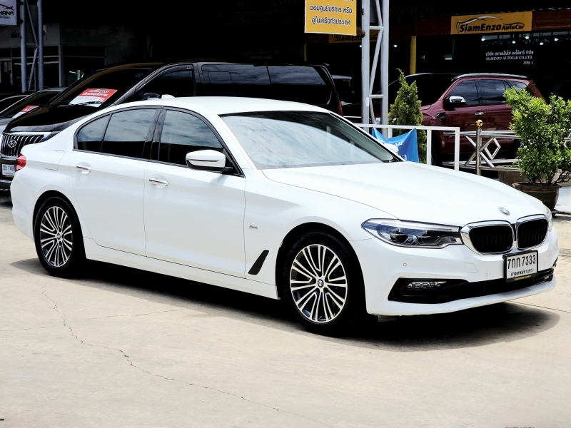 2018 BMW SERIES 5 520d Sport