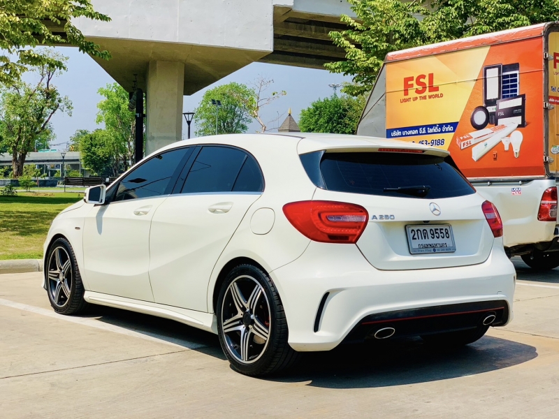 2013 BENZ A-CLASS A250
