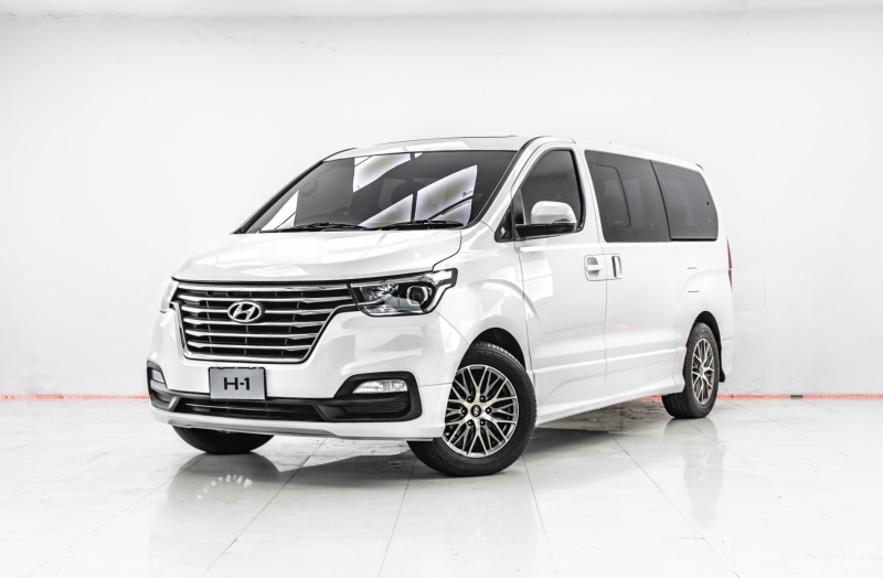 2020 HYUNDAI H-1 2.5 TOURING