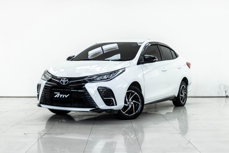 2022 TOYOTA YARIS ATIV Smart