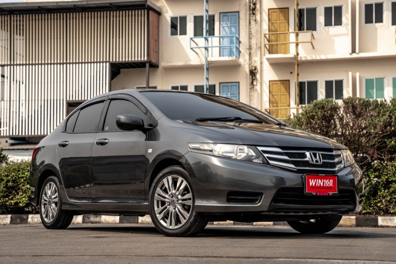 2013 HONDA CITY 1.5 V CNG