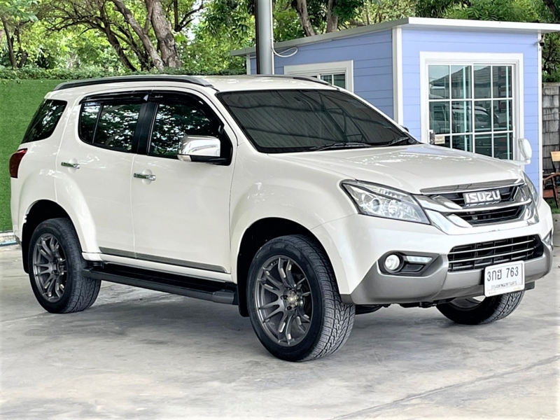 2015 ISUZU MU-X 3.0 DVD Navi
