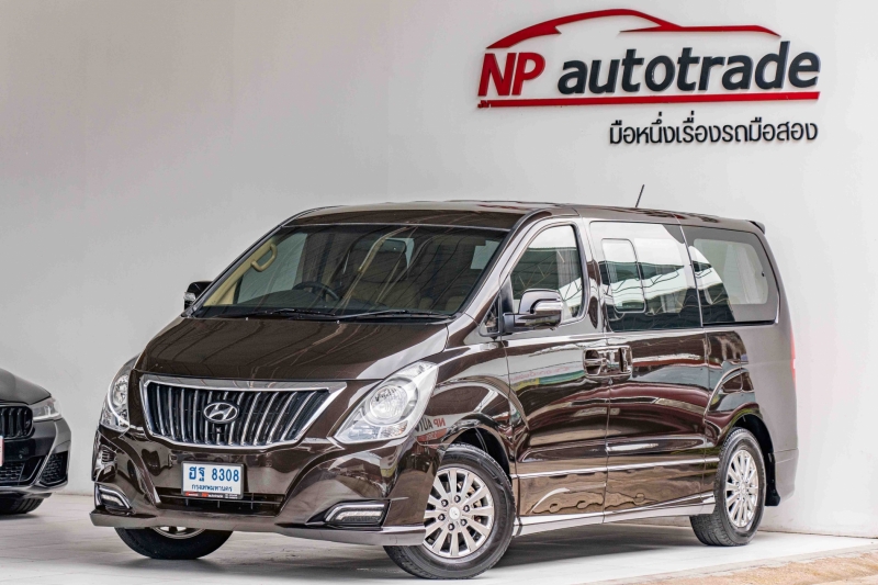 2018 HYUNDAI H-1 2.5 DELUXE