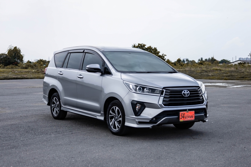 2020 TOYOTA INNOVA 2.8 G
