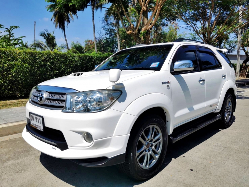 2010 TOYOTA FORTUNER 3.0 TRD Sportivo