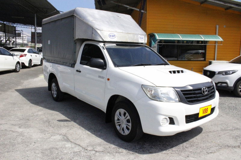 2015 TOYOTA HILUX VIGO 2.5 J STANDARD CAB