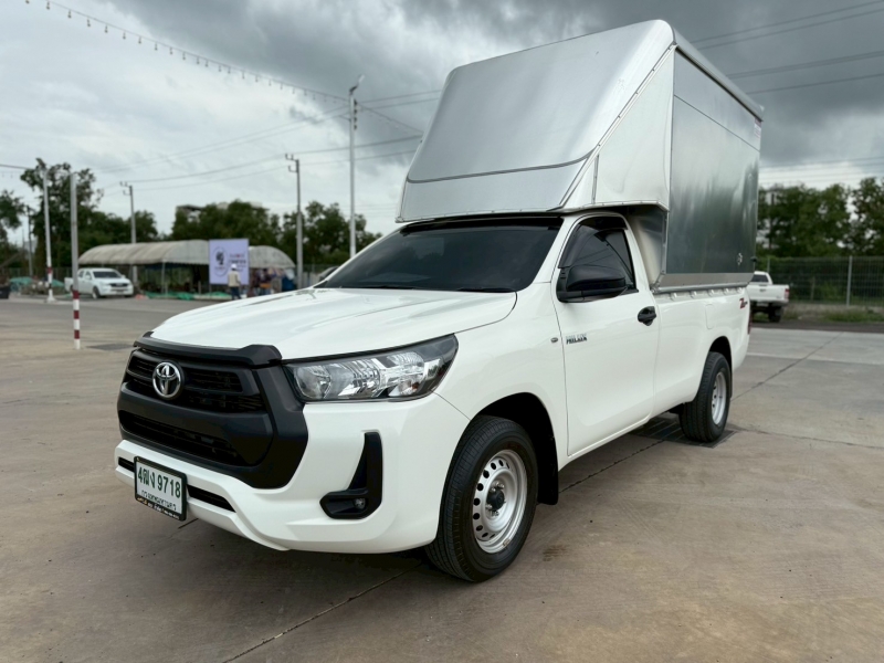 2022 TOYOTA HILUX REVO