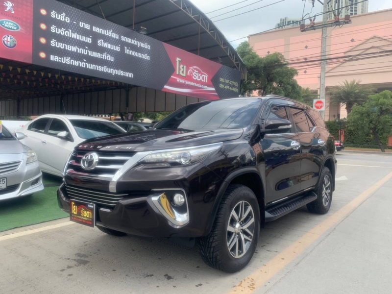 2016 TOYOTA FORTUNER 2.8 V 2WD